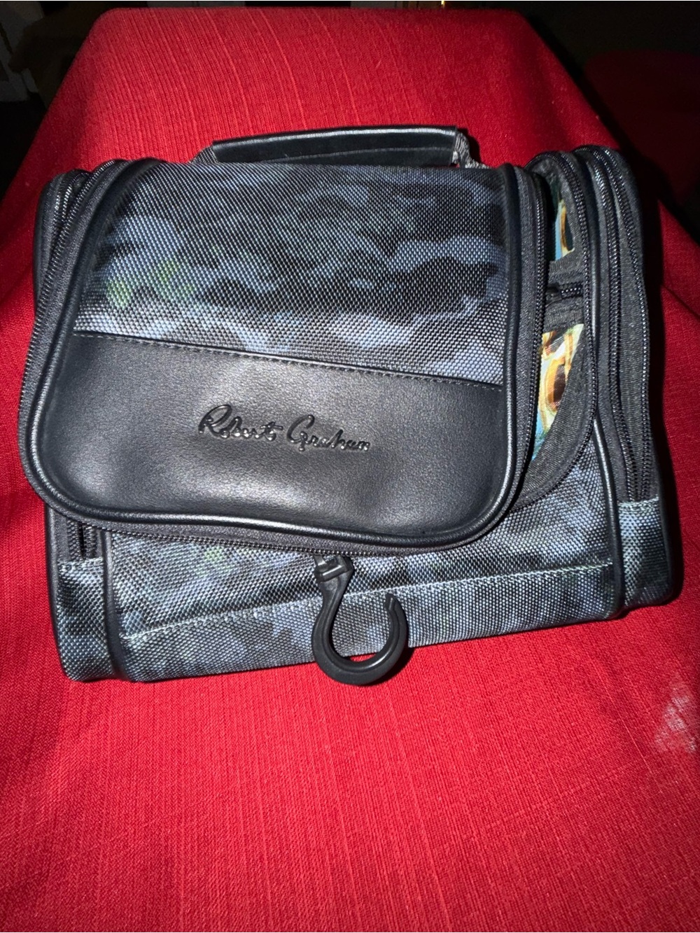 Robert Graham Black & Blue Men’s Travel Toiletry Case